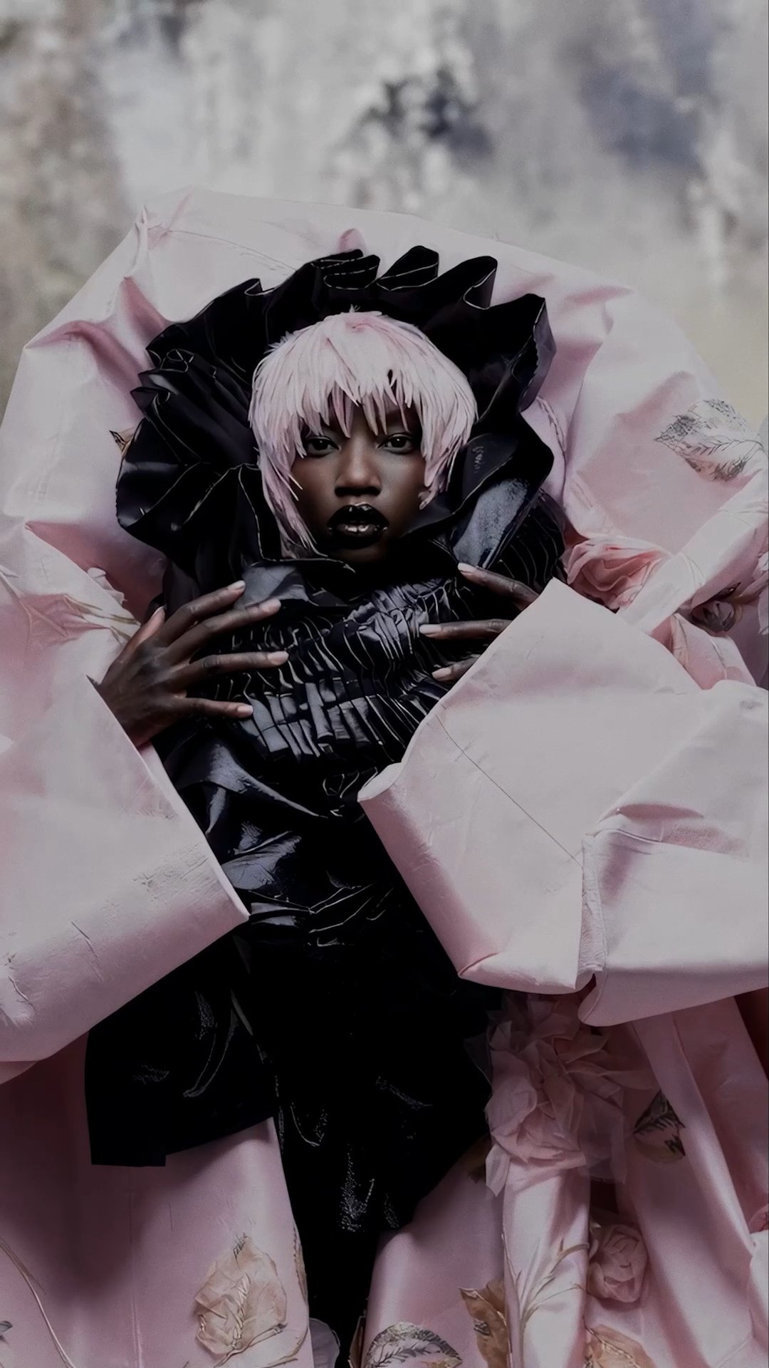 Nick Knight on 25 years of SHOWstudio | EE72 - A global lens on