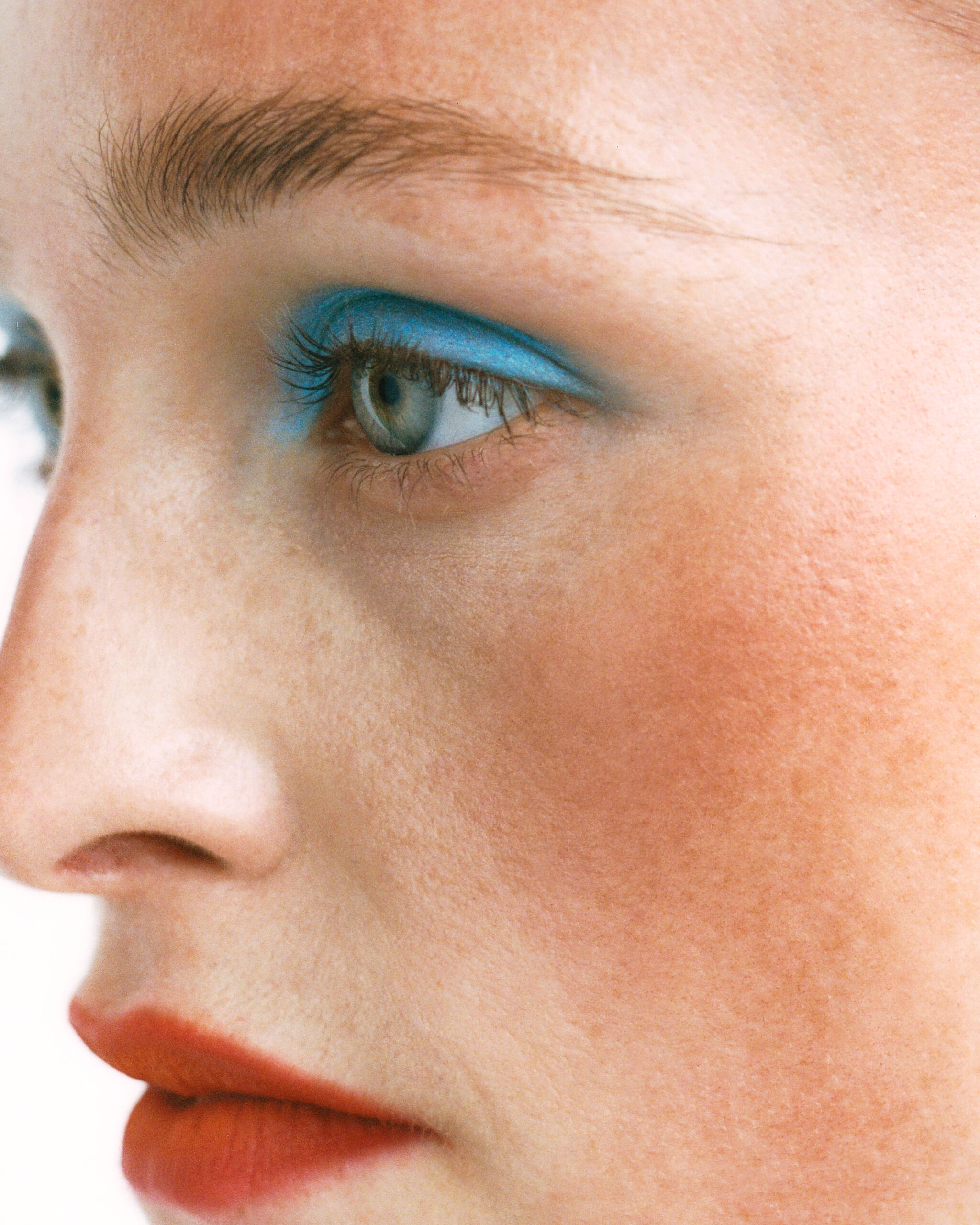 WE ARE HIRING: BEAUTY EDITOR