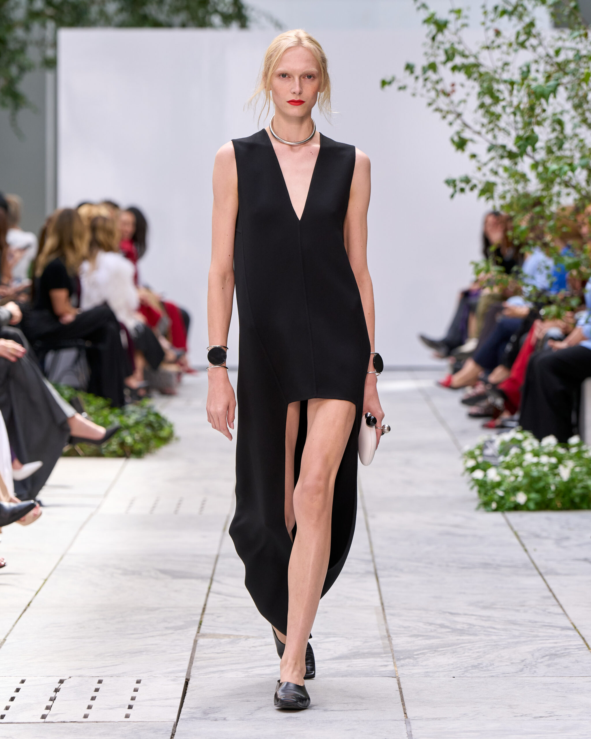 The joy of modernism: Michael Kors makes pragmatism of art